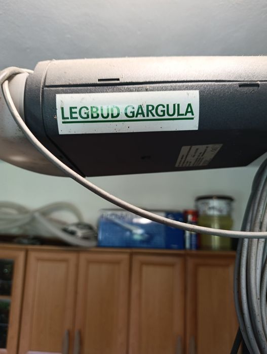 Brama garażowa uchylna