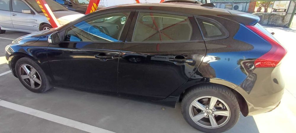 Volvo V40 D2 KINETIC ECO 2.0 DIESEL 2018