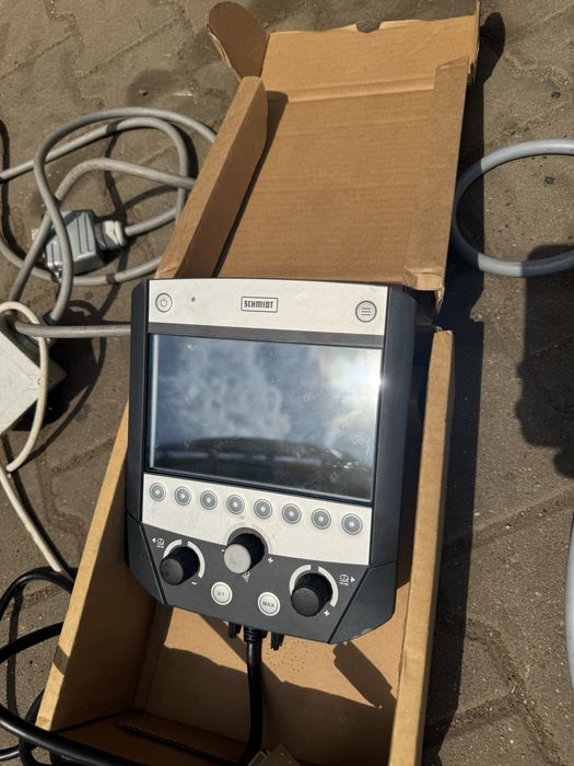 Polewarka solarka stratos  schmidt csp 1000 l stratos nido streu salt