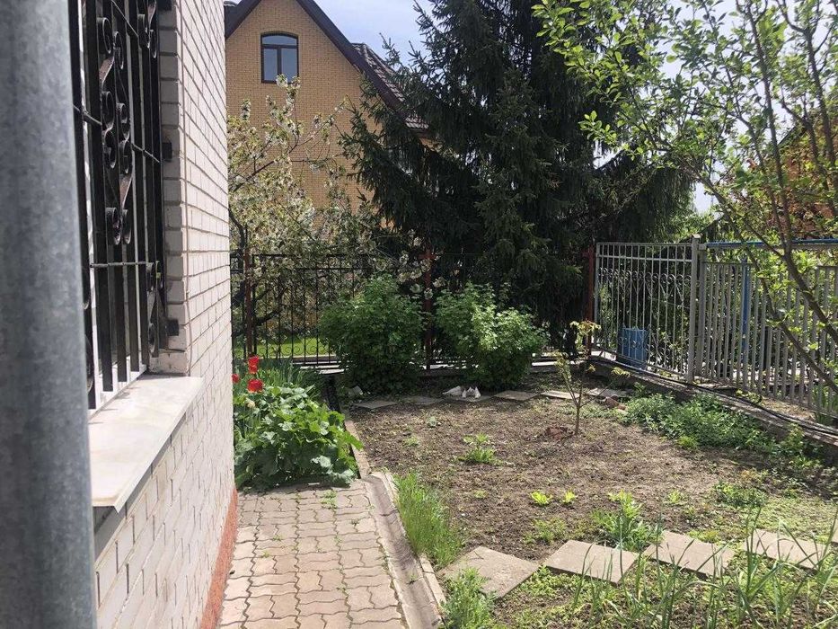 Продаж будинку на Великому Лузі (011)