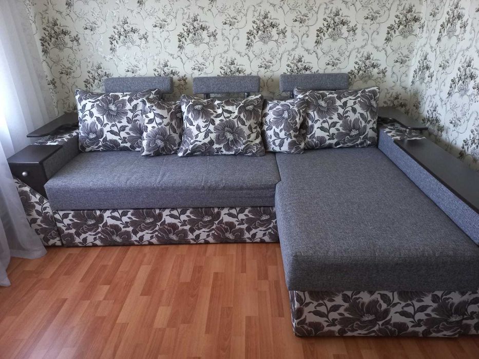 Продам кутовий диван