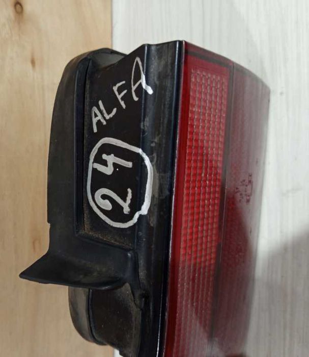 alfa romeo 155 lampa tylna lewa