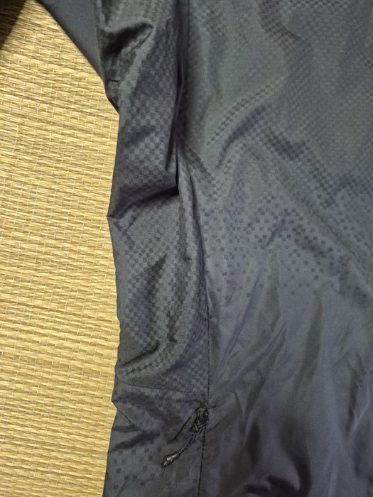 Жіноча вітровка Adidas Terrex Xperior Windweav(розмір М)