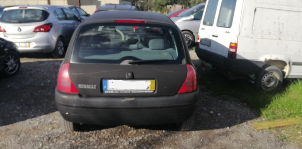 Renault Clio II 1.2 Gasolina — photo 2