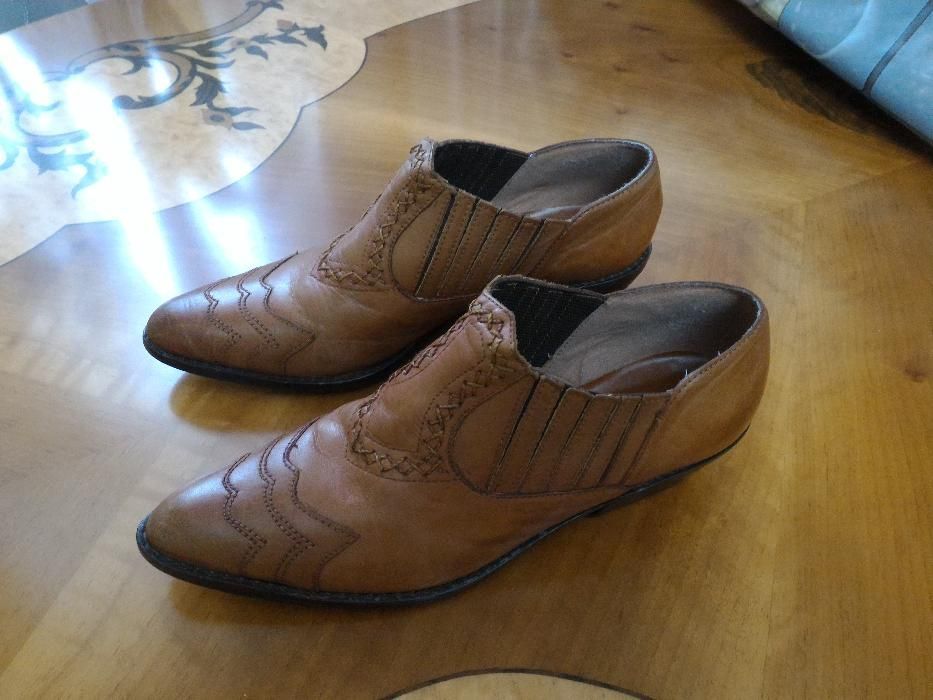 Женские туфли CARYSMA