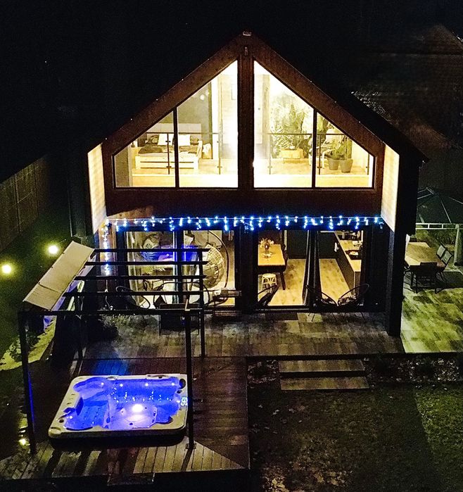 Willa Abra Cadabra z dużym Jacuzzi, plac zabaw dla dzieci i parking