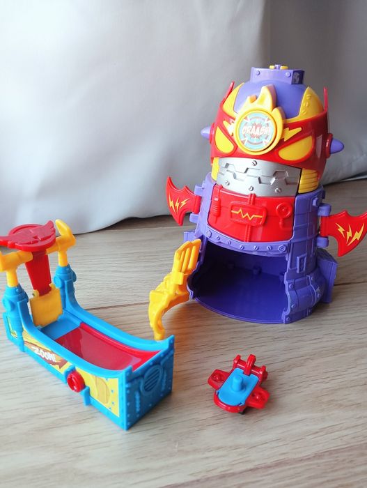 SUPERZINGS - Adventure3 Power Tower Assault Jabłonowo Pomorskie