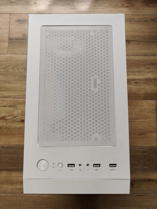 Gamingowy PC Ryzen 5 5600 / Radeon RX 6750 XT / 16 GB RAM / SSD 250 GB