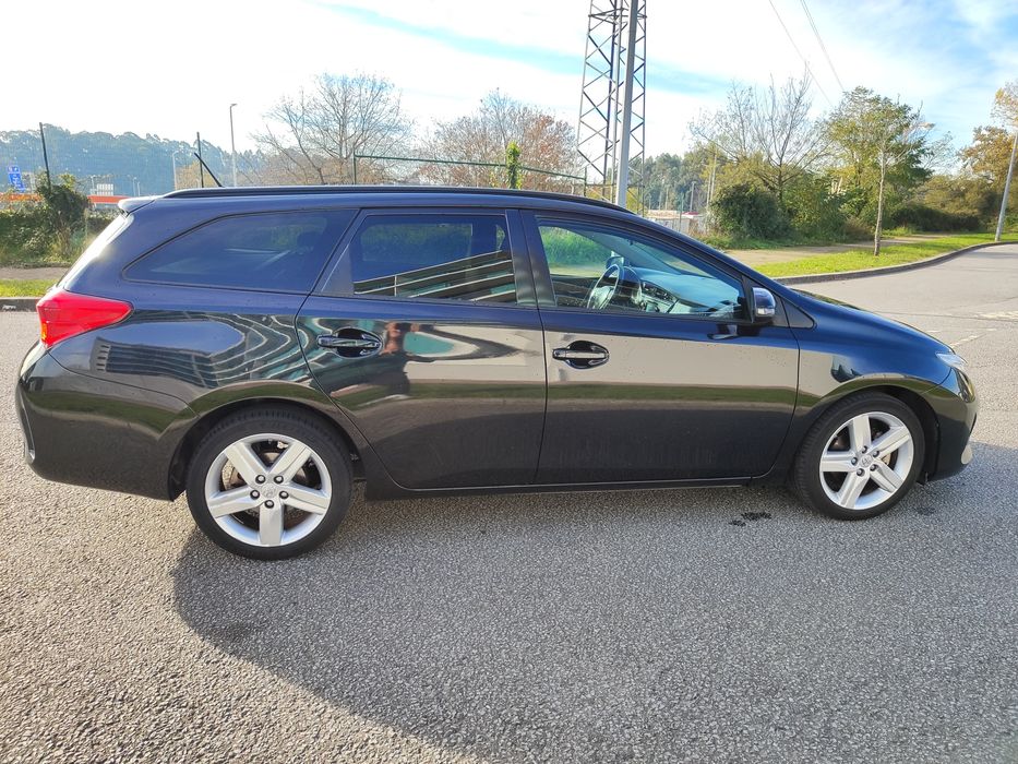 Toyota Auris Touring Sports
