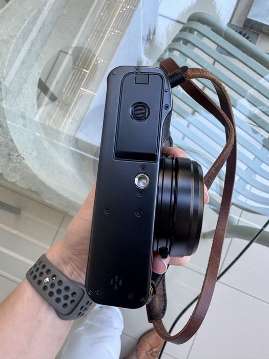 Fujifilm X100VI Preto