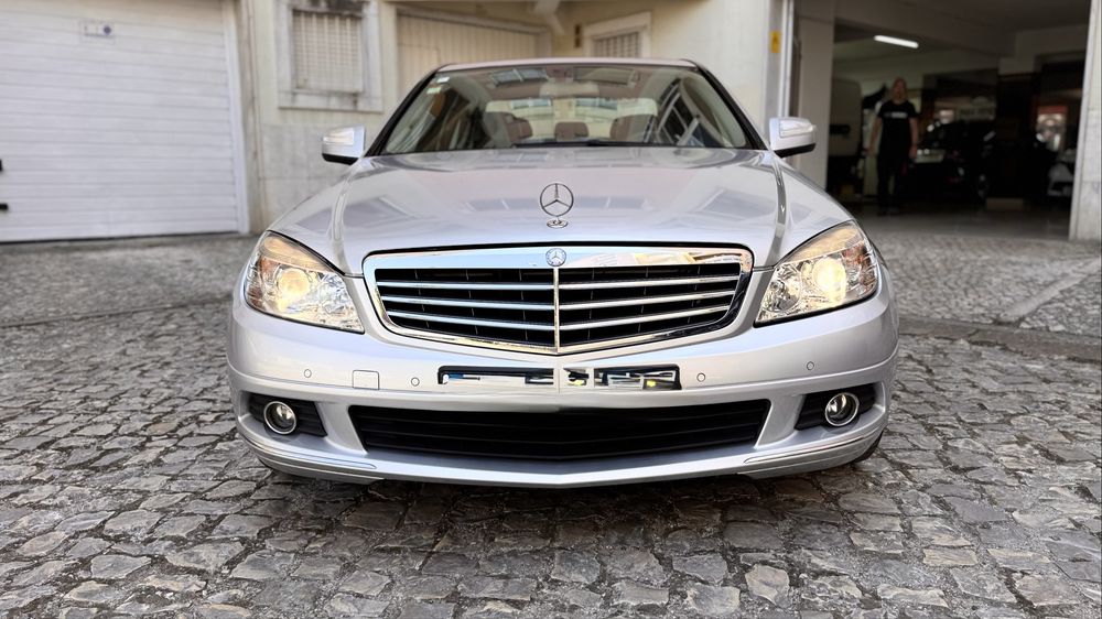 Mercedes-Benz C 220 — fotografia 3