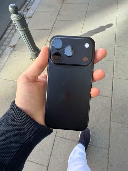 Skup iPhone 12–18 Pro Max – każdy stan, z blokadą, dojazd