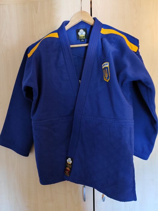 Продам самбовку на хлопчика