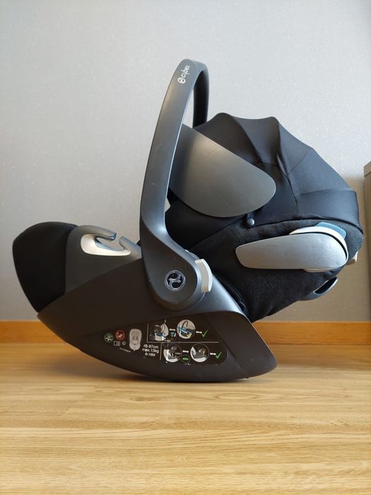 Ovinho Cybex Cloud Z i-Size
Venda Carrinho de Bebé Quinny Mood Cinza -