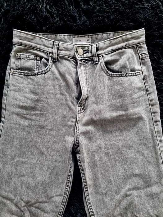 Spodnie damskie typu Mom Fit, rozmiar 38