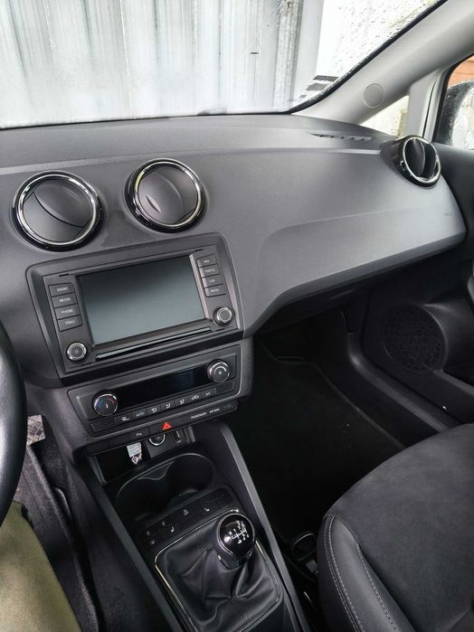SEAT Ibiza 1.0 TSI (110cv) – Como Novo – Histórico SEAT