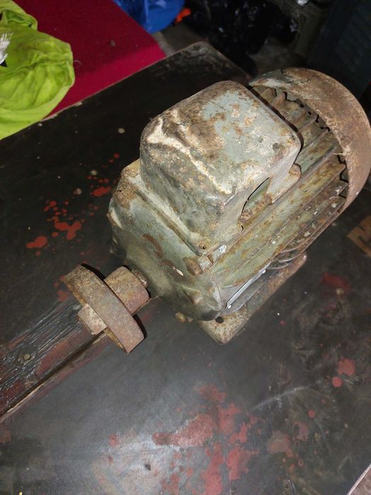 Silnik 1.5 kw 1400 obr/min 3f.