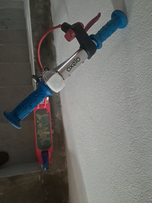 Trotinete de criança impecável