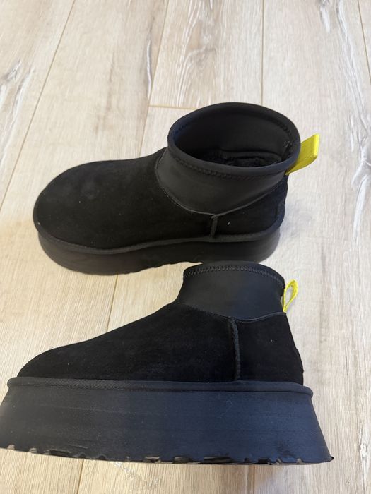 Продам  женские UGG черный замш