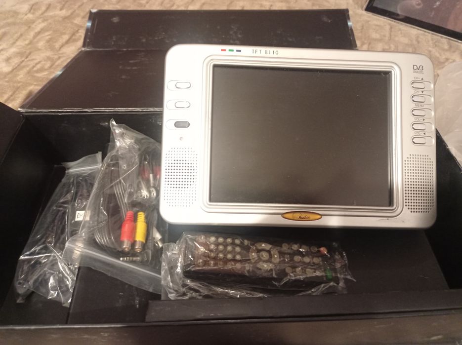 Портативный телевизор