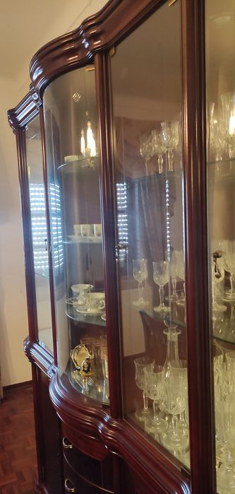 Mobília de Sala em Madeira Maciça