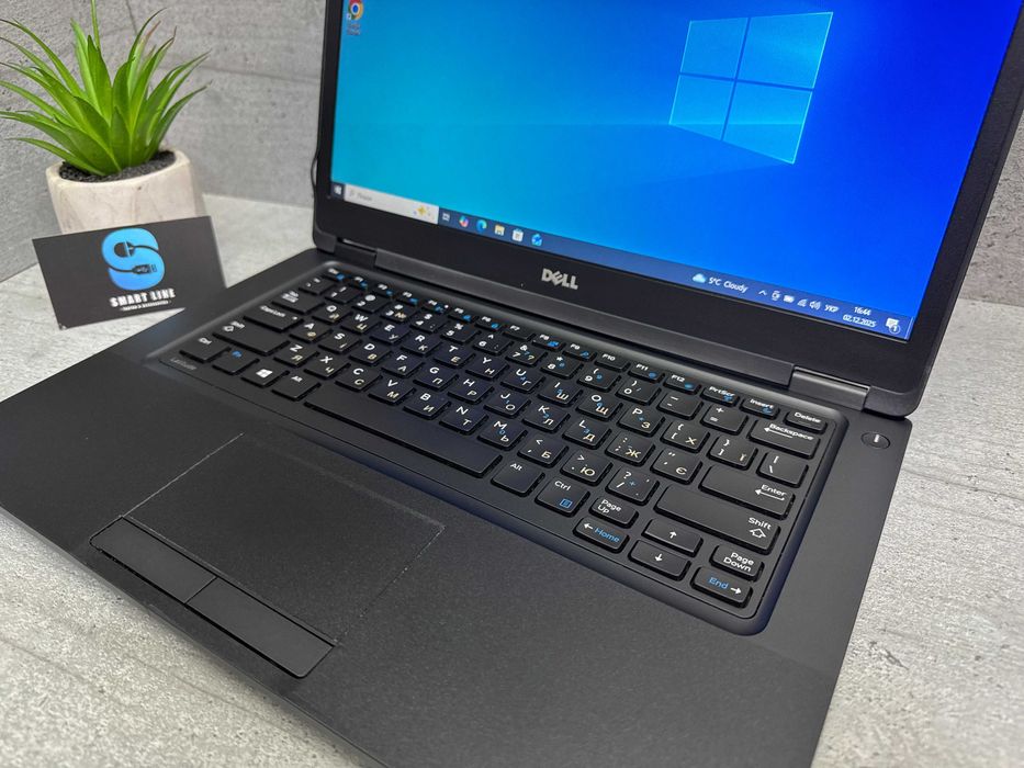 Мультимедійний ноутбук Dell 5480/i5-6300U/8gb ddr4/14" HD