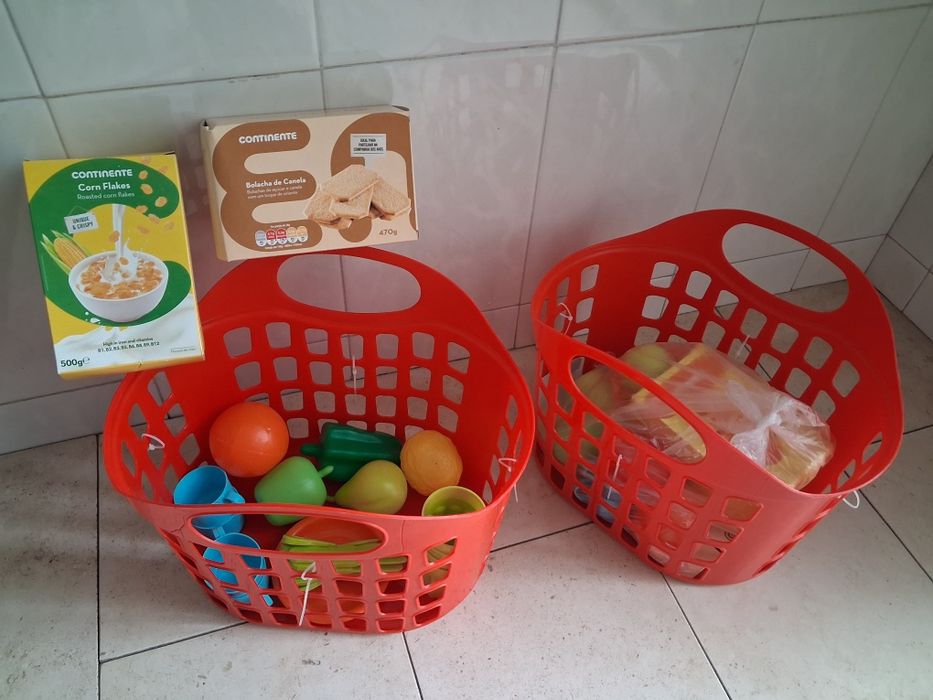 2 Cestos de de compras continente para as crianças brincar