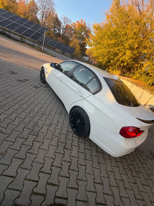 BMW E90 Mpakiet!