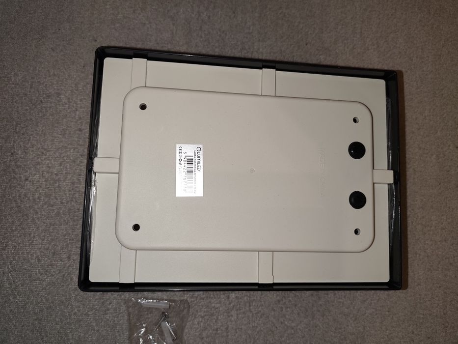 Lampa ogrodowa LECOS E27