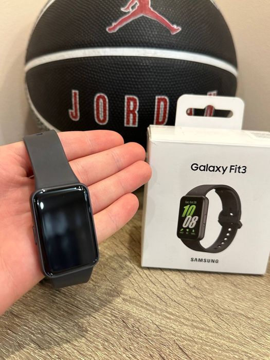 Продам часы Galaxy Fit 3