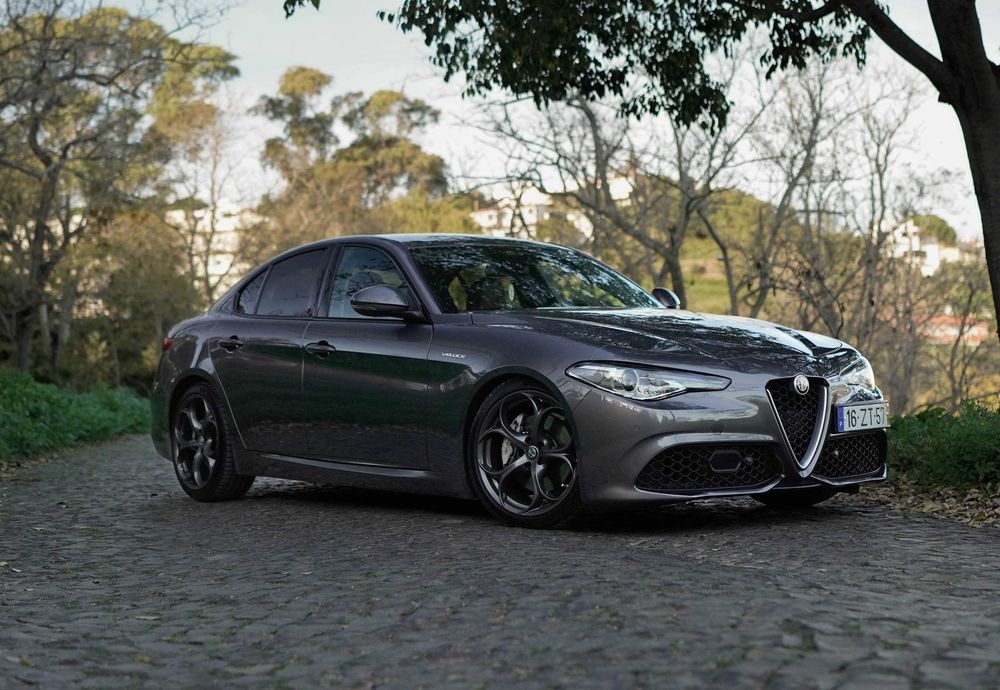 Última oportunidade - Alfa Romeo GIULIA Benzina Veloce Q4 280cv