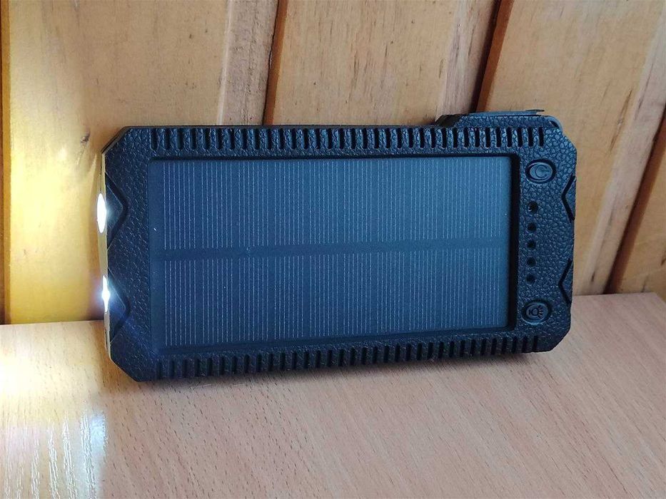 Повербанк солнечная батарея 20 000 мА·ч / Повербанк підкурювач
