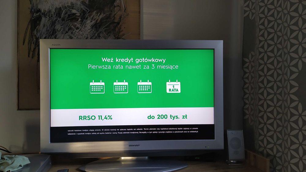 37'' Elegancki telewizor Sharp AQUOS LC-37AD5E
