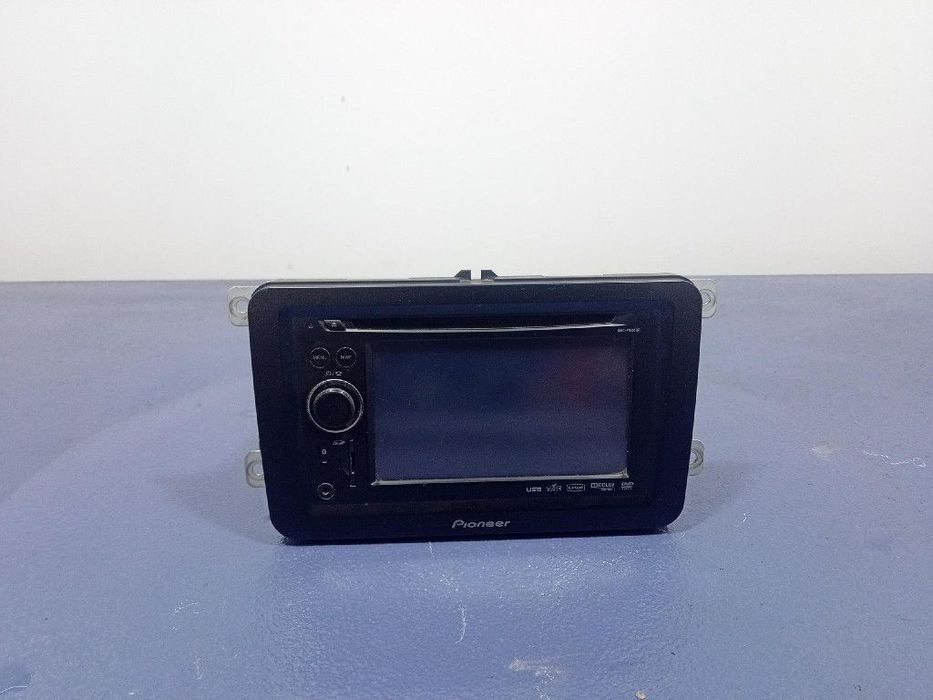 VW PASSAT B6 B7 GOLF V RADIO PIONEER AVIC-F9110BT USB DVD