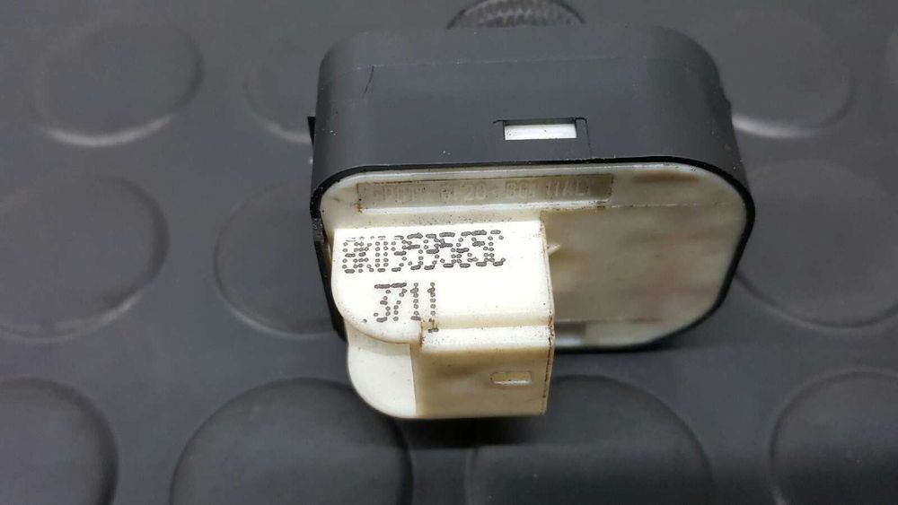 CONTROLADOR DE VISÃO TRASEIRA AUDI A4 BER. (B8) BáSICO