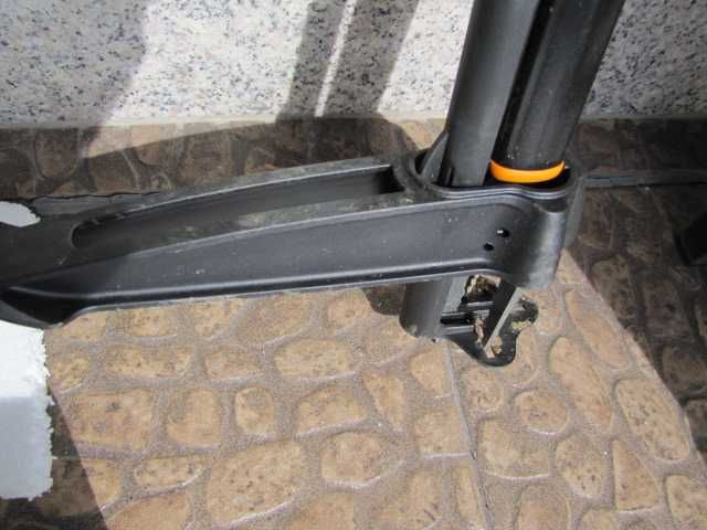 Fiskars Xact wyrywacz chwastów, długość: 1 m urządzenie do chwastów