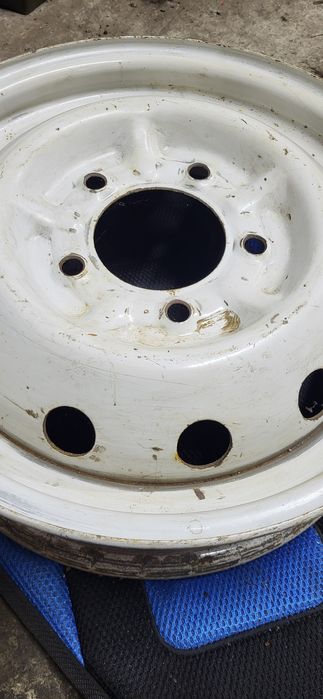 Диск ваз ніва р16