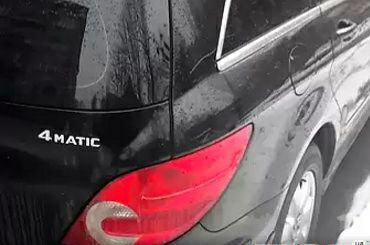 Mersedes R-class Long первый и  единственный владелец куплен  новым