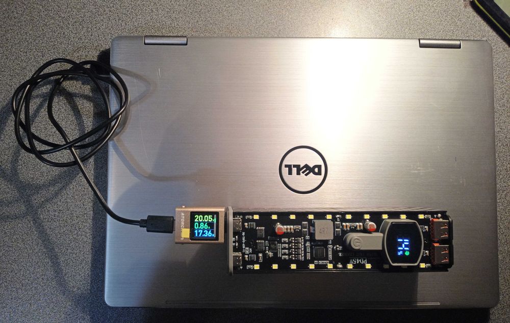 Повербанки с фонариком 11000 - 42000 мАч на 22W и 45W powerbank