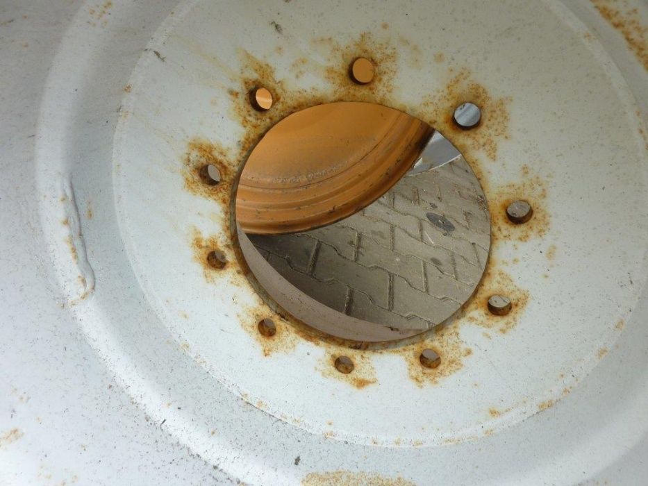 Felga używana 25x26.5 10x335mm ET0 800zł D14