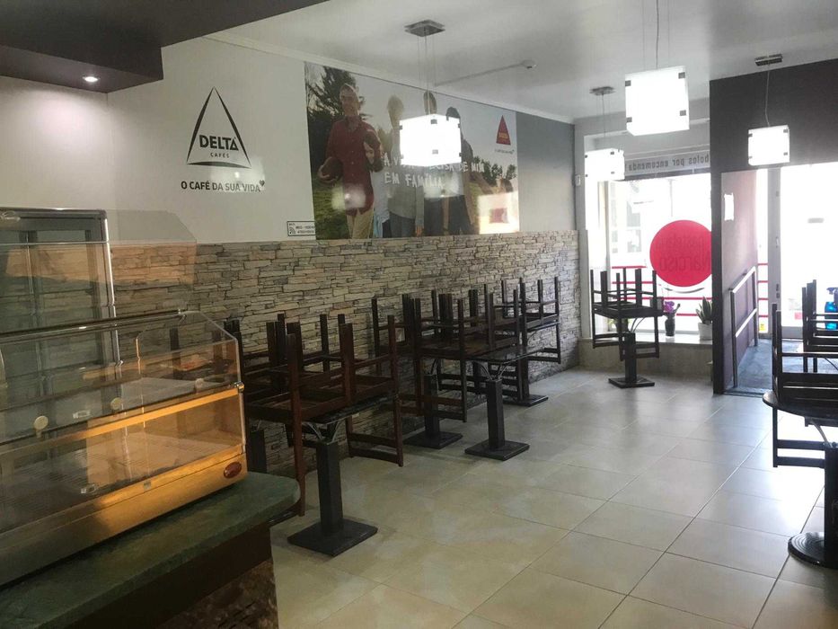 TRESPASSA-SE PASTELARIA (Croissanteria) com serviço de refeições
