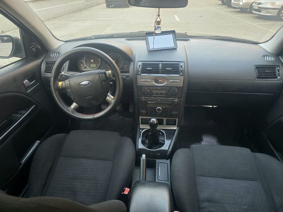 Ford mondeo 2004