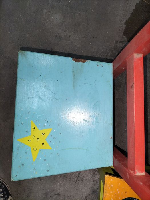Conjunto para criança brinquedos mesa e cadeiras