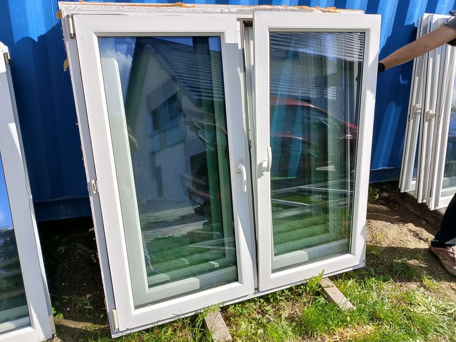 Okno 147x144 6szt palisander rozwierno uchylne plastikowe dwukwaterowe