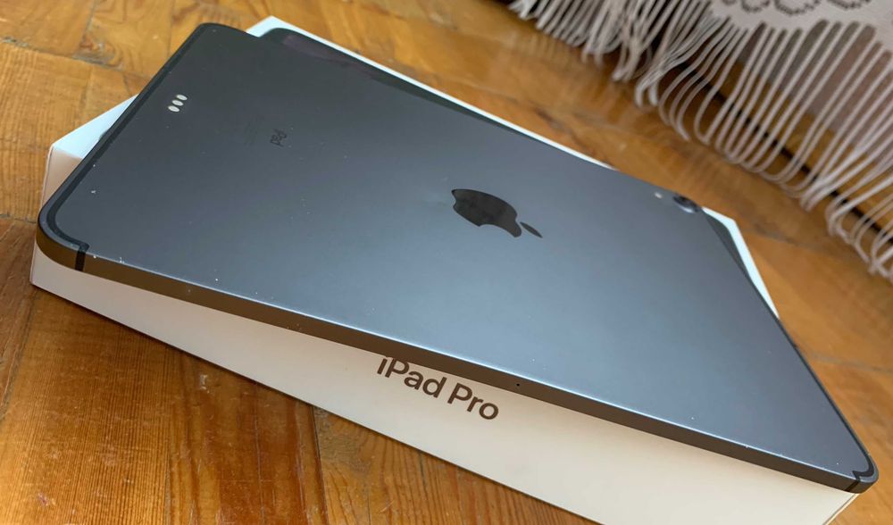 Apple iPad Pro 11 64gb 4G Wi-Fi Cellular гарний стан