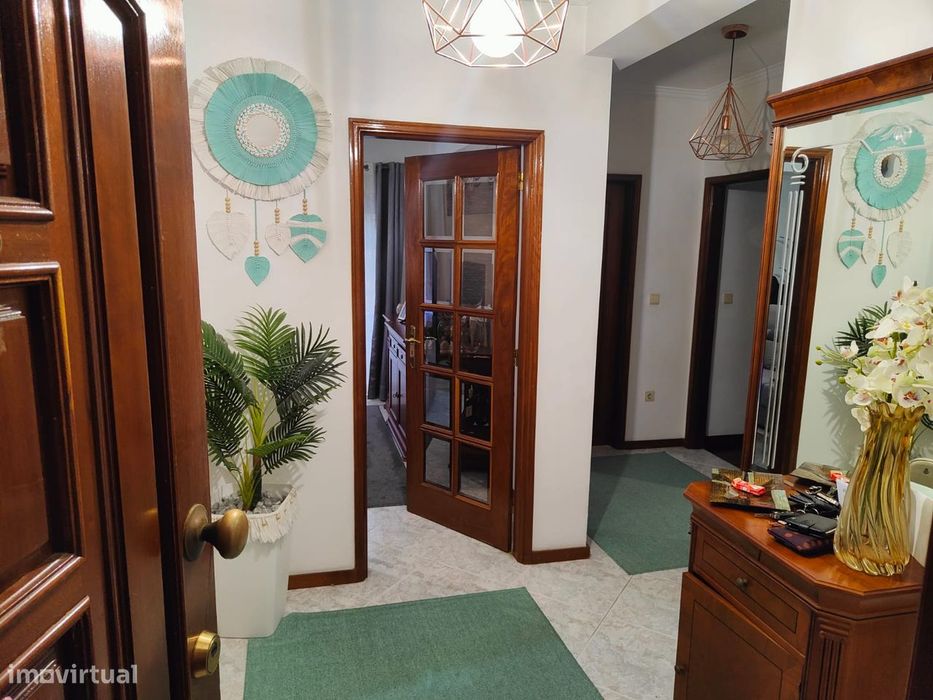 T2 em Baltar com varanda e garagem