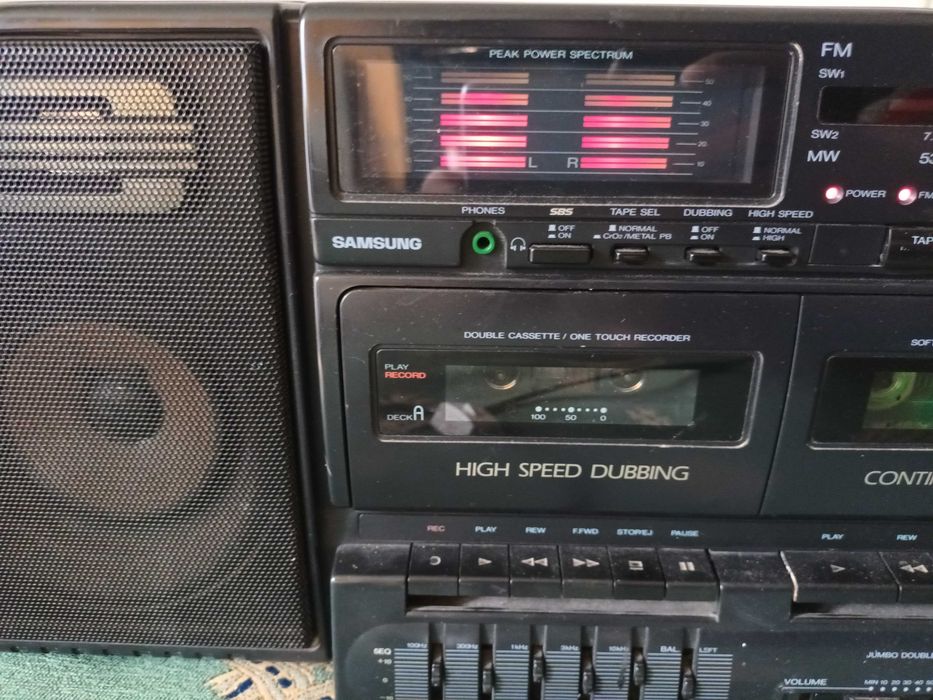 Radiomagnetofon Samsung SBS – retro / vintage