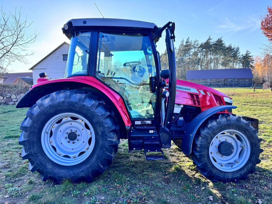 Massey Ferguson 5609  2014 700 mth jak nowy