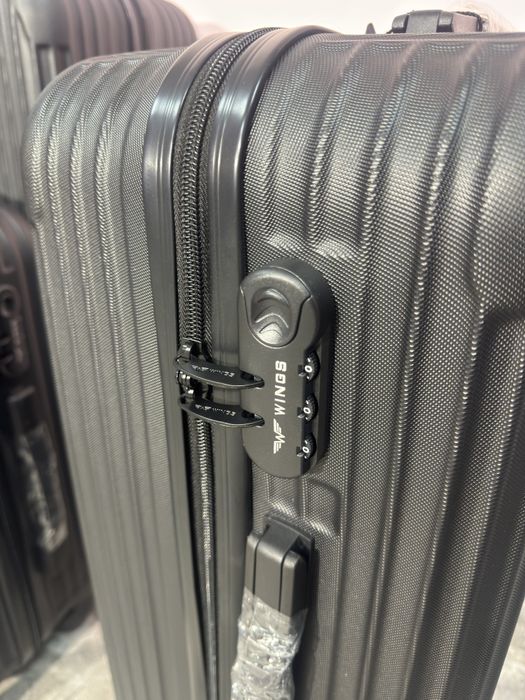 ПОЛЬСЬКА валіза WINGS ABS, валіза на 4 колесах , чемодан на колесах