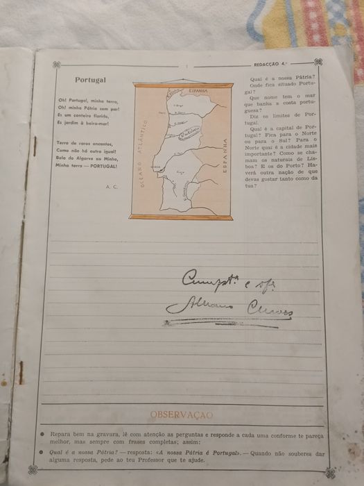 Livro antigo escolar